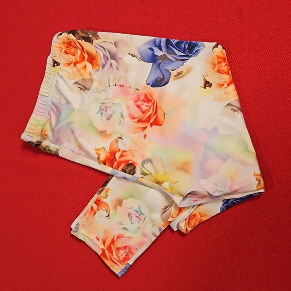 VOLCOM Hot Sunday floral print leggings size Lrg./14 EUC - Picture 3 of 7